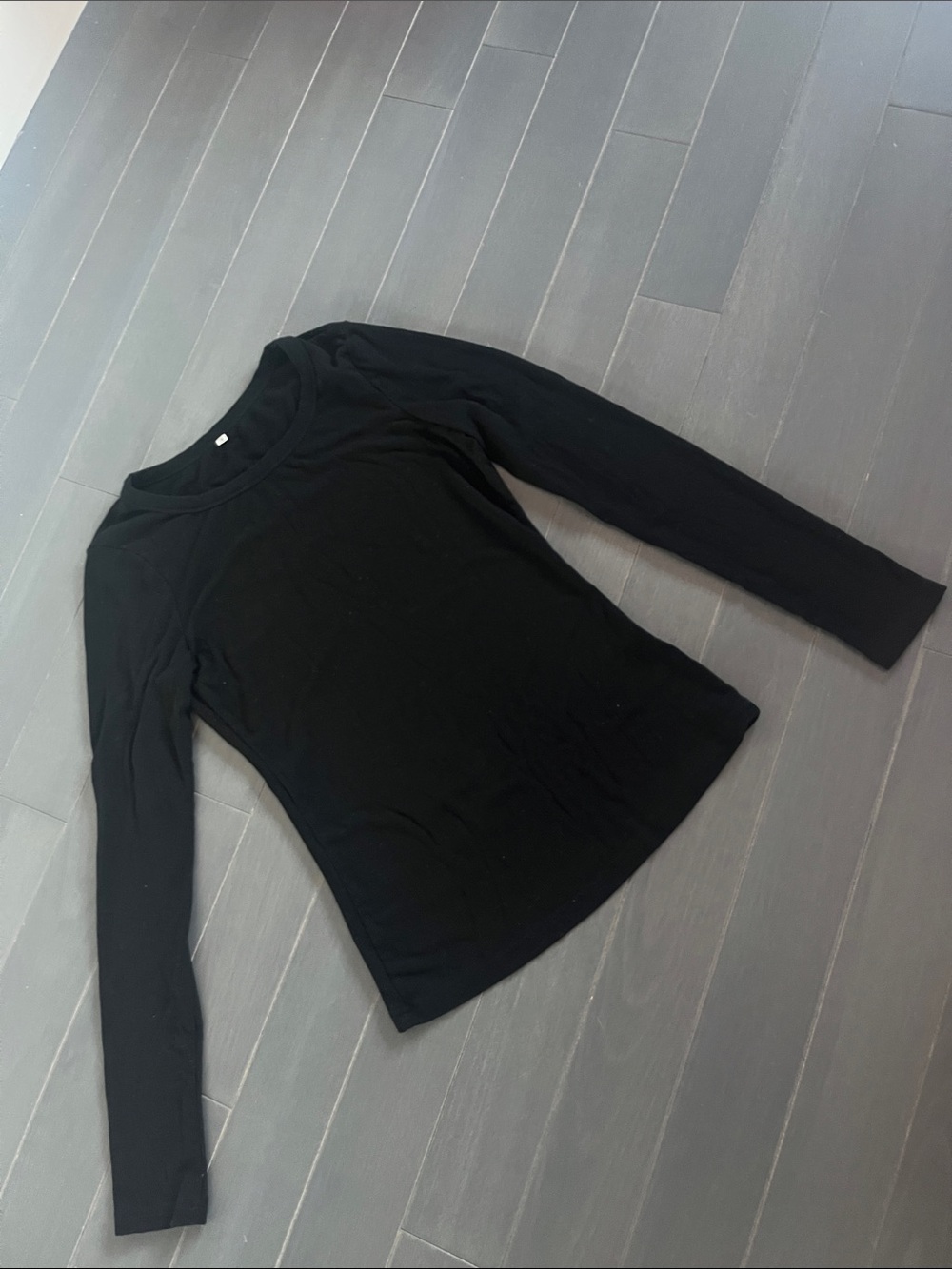 Black Long-Sleeve Crewneck Women's Top